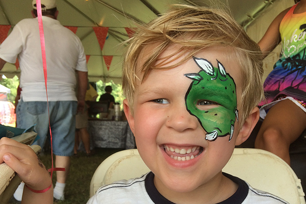 Child at county fair